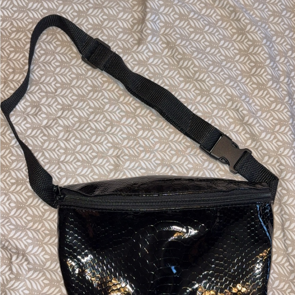 Black Textured Crossbody Bag